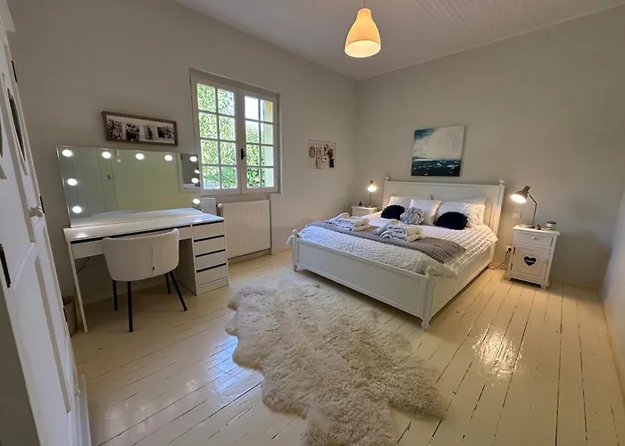 Maison De Charme -piscine-parc Arbore-14 Personnes 생-쿠앵탕-라-포테리